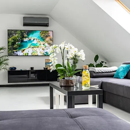 Apartamento Arácsi 1610 *