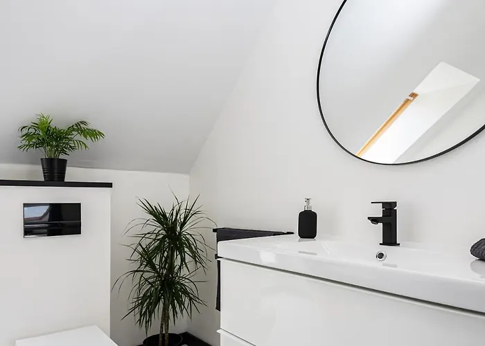 Aracsi 1610 Apartment *